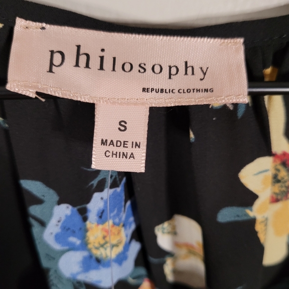 Philosophy Republic Clothing Flutter Raglan Sleeve Blouse | Business Casual Top - Picture 11 of 16